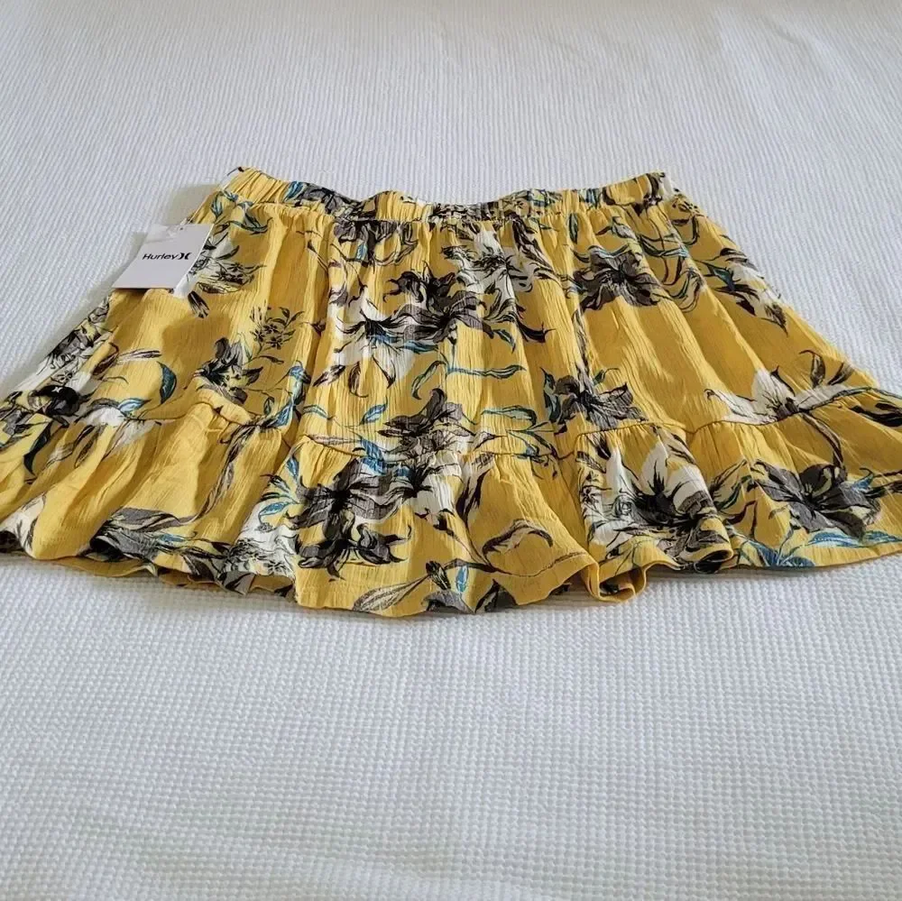 Hurley🌊 Tiered Floral💐 Mini Skirt - NWT